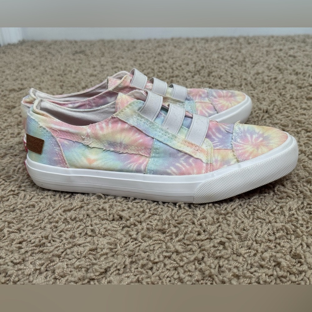 Girls Blowfish Malibu Maura-K Pastel Watercolor Tie-Dye Sneaker California Cool